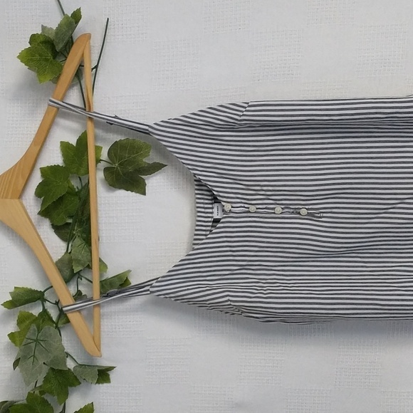 Old Navy Striped Summer Tank Top Blouse Size XSmall - Picture 3 of 4